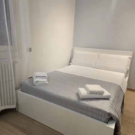 Mmm Train Station 4 Vendégház Mestre