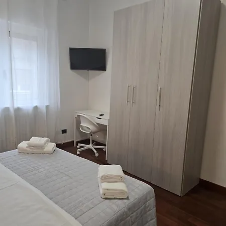 Mmm Train Station 4 Vendégház