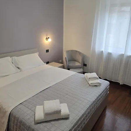 Mmm Train Station 4 Guest house Venice
