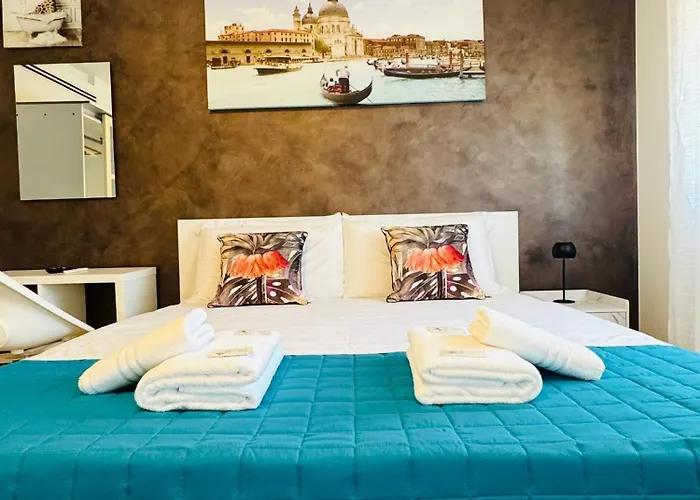 Mmm Train Station 4 *