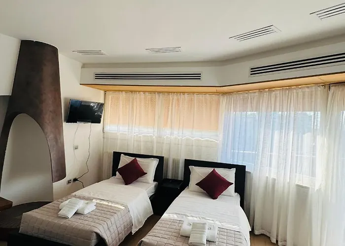 Mmm Train Station 4 招待所 *