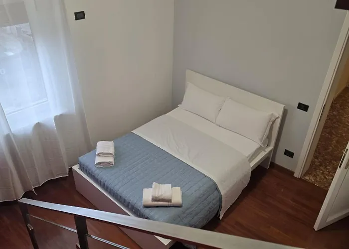 Mmm Train Station 4 *