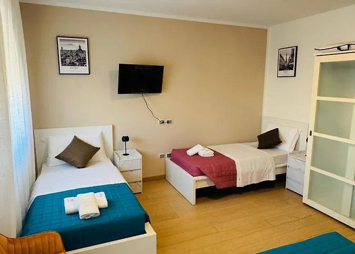 Mmm Train Station 4 Konukevi