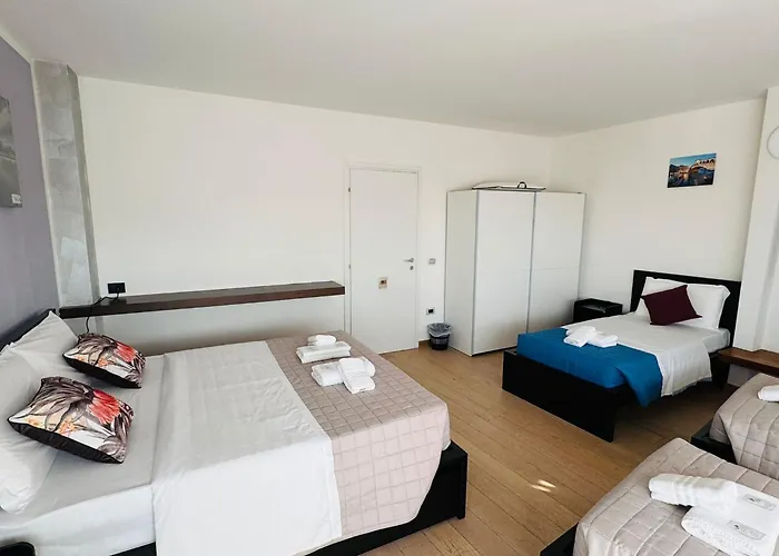 Konukevi Mmm Train Station 4 *